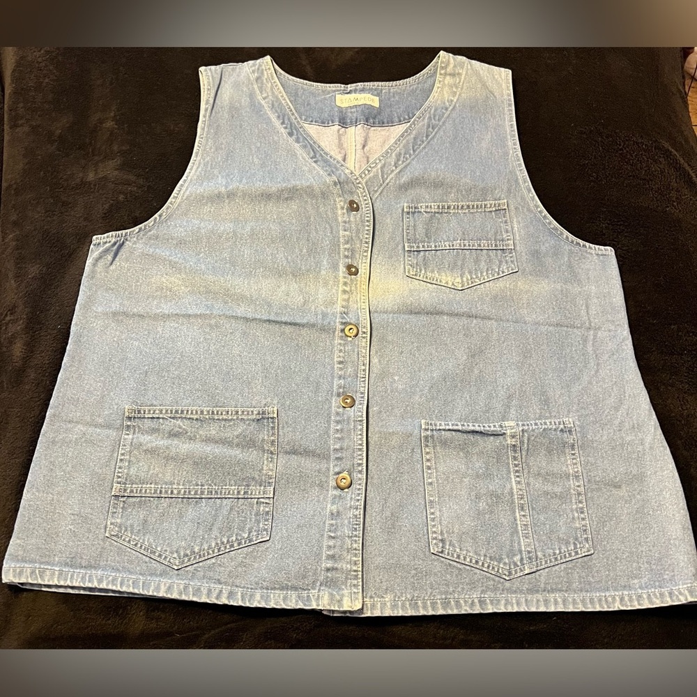 UC Vtg Stampede Women’s Denim Button-Up Vest